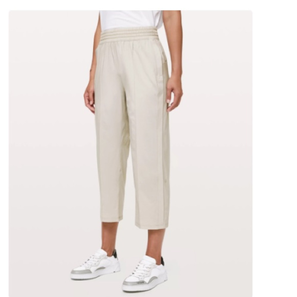 Wanderer crop 23 light weight culottes.